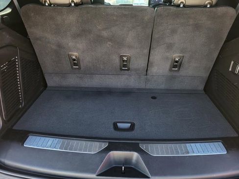 Used 2021 GMC Yukon AT4 w/ AT4 Premium Package image 11