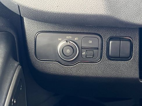 Used 2025 Mercedes-Benz Sprinter 2500 image 29