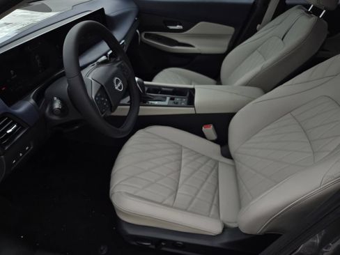 New 2026 Nissan Sentra SL w/ Floor Mat Package FWD image 18