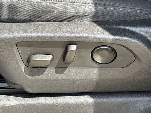 Used 2023 GMC Sierra 1500 Elevation image 22