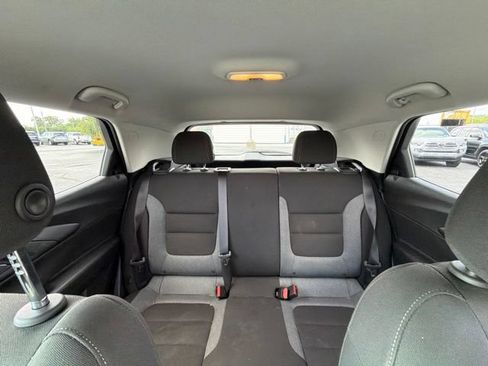 Certified 2023 Chevrolet TrailBlazer LT FWD image 21