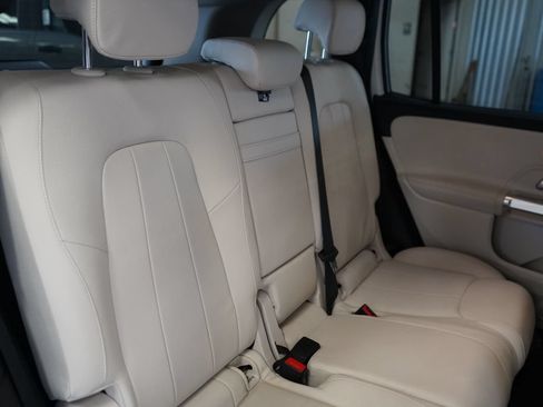 Used 2023 Mercedes-Benz GLB 250 4MATIC image 25