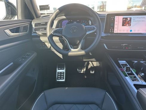 New 2026 Volkswagen Atlas Cross Sport SEL Premium R-Line AWD/4WD image 13