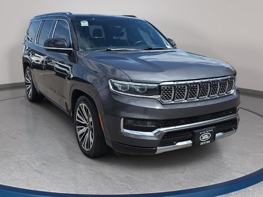 Used 2023 Jeep Grand Wagoneer Series III AWD/4WD image 4