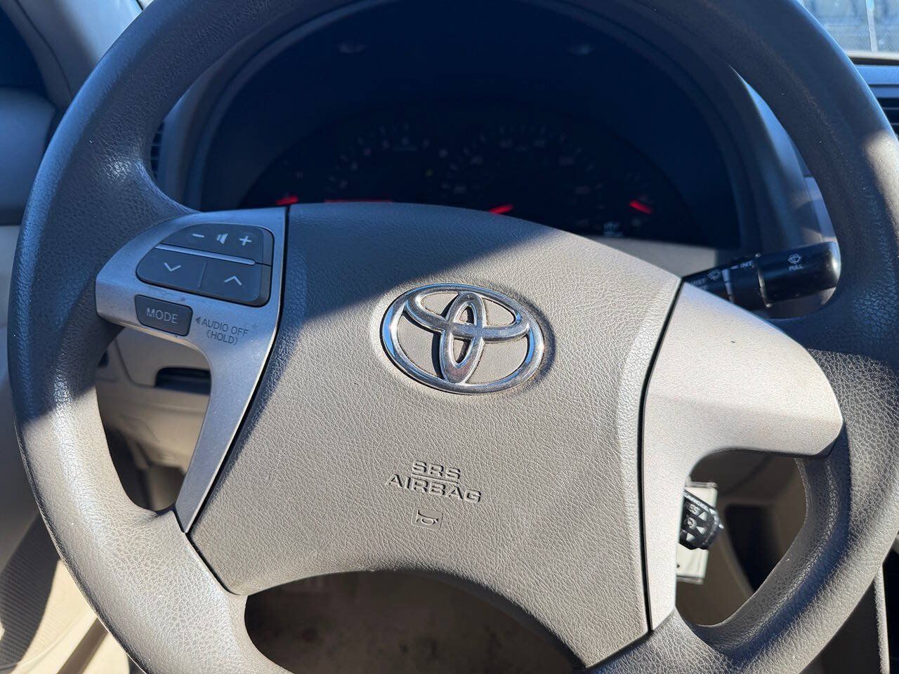 Used 2007 Toyota Camry LE FWD image 10