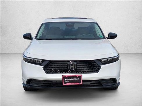 New 2025 Honda Accord SE image 6