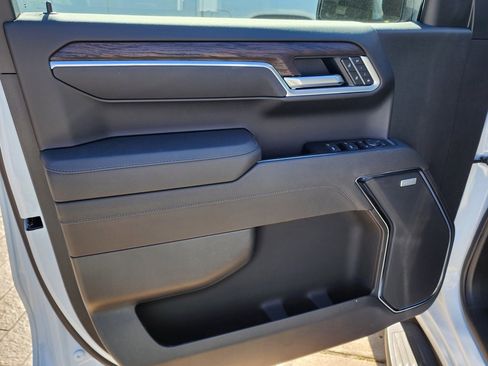 New 2026 GMC Sierra 1500 SLT w/ SLT Premium Plus Package image 14