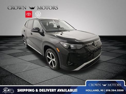 Used 2025 Volkswagen Tiguan SE w/ Panoramic Sunroof Package AWD/4WD image 1