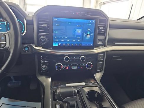 Used 2022 Ford F150 Lariat w/ Equipment Group 502A High AWD/4WD image 17