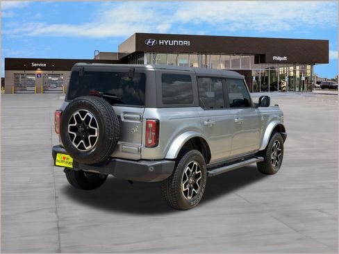 Used 2022 Ford Bronco Outer Banks AWD/4WD image 9