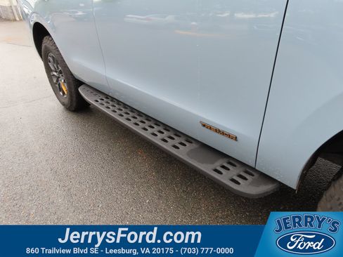 Used 2025 Ford Expedition Tremor AWD/4WD image 9