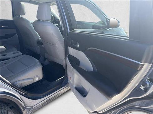 Used 2016 Toyota Highlander Limited FWD image 22