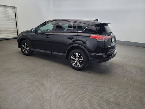 Used 2018 Toyota RAV4 XLE AWD/4WD image 3