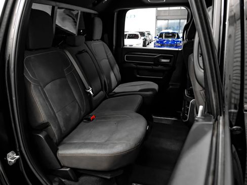 Used 2020 RAM 2500 Big Horn w/ Level 2 Equipment Group AWD/4WD image 42