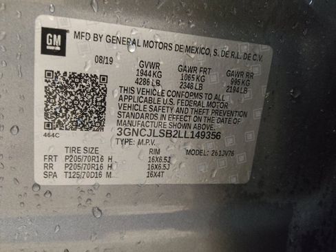 Used 2020 Chevrolet Trax LT w/ Sun & Sound Package FWD image 33