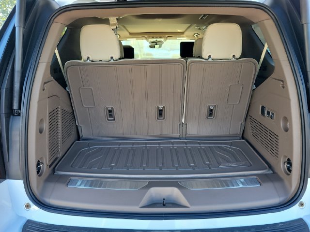 New 2027 GMC Yukon Denali w/ Denali Reserve Package AWD/4WD image 6