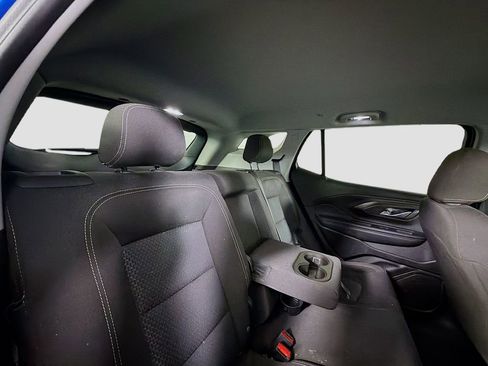 Used 2024 GMC Terrain SLE w/ Driver Convenience Package image 25