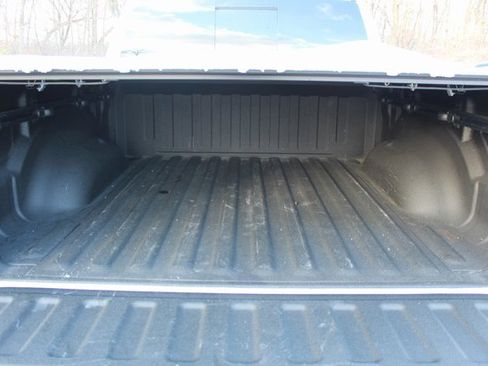 Used 2022 RAM 1500 Laramie w/ Sport Appearance Package image 5