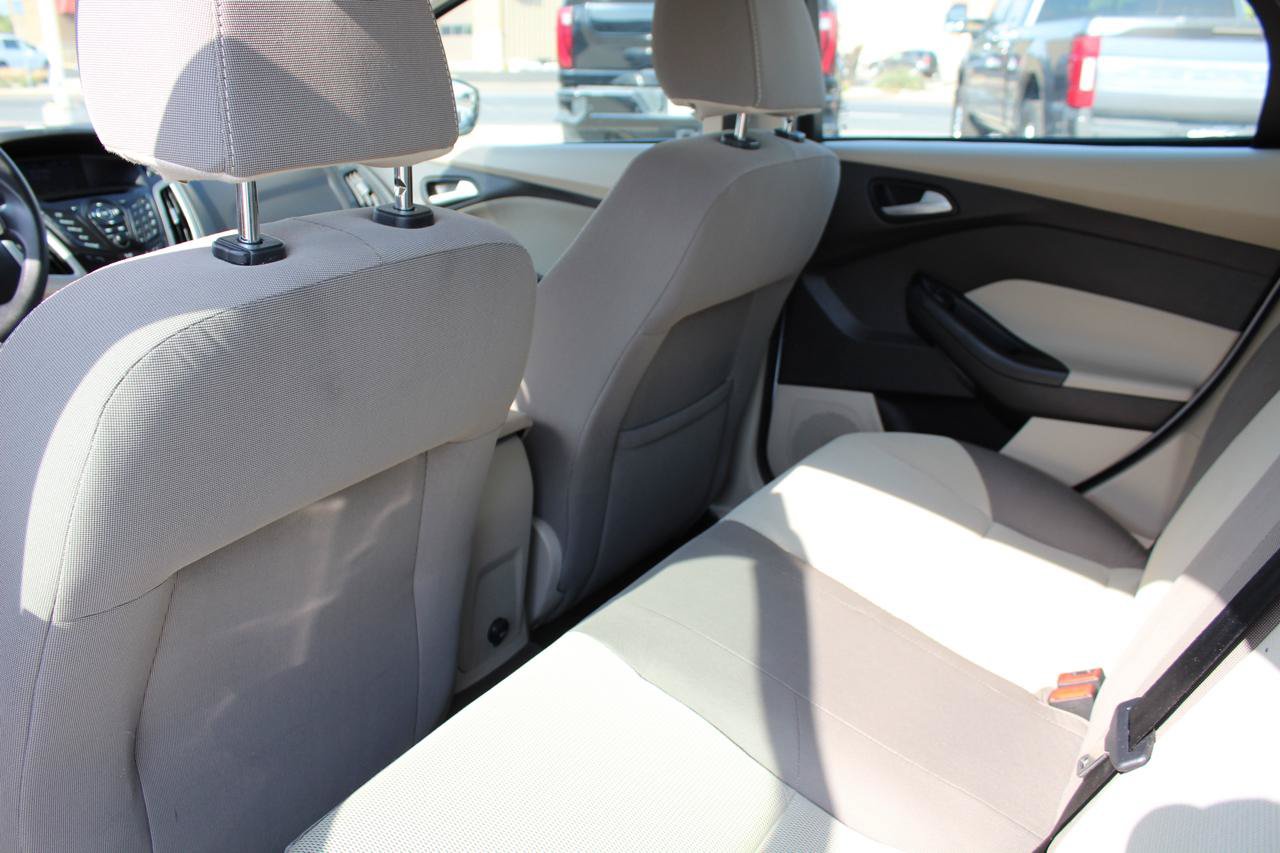Used 2012 Ford Focus SE FWD image 54