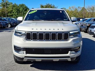 Used 2022 Jeep Wagoneer Series III w/ Flexible Seating Group video 2
