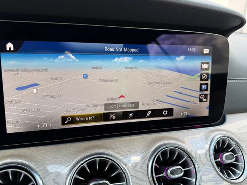 Used 2023 Mercedes-Benz E 450 Coupe image 16