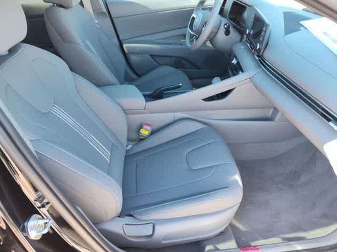 New 2026 Hyundai Elantra Sport FWD image 18