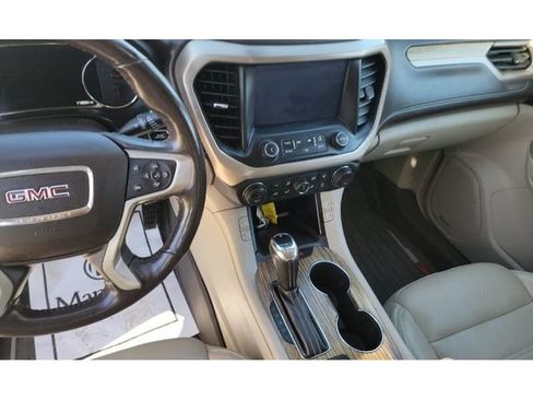 Used 2019 GMC Acadia Denali w/ Technology Package AWD/4WD image 7