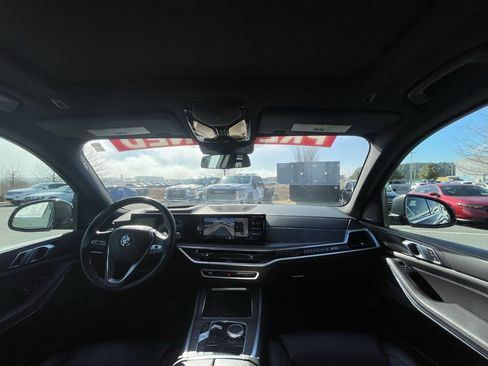 Used 2024 BMW X5 sDrive40i image 27