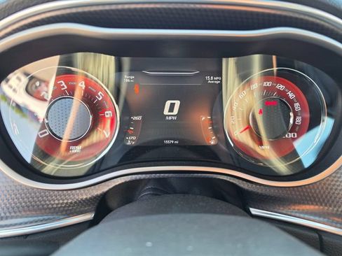 Used 2015 Dodge Challenger SRT Hellcat RWD image 13
