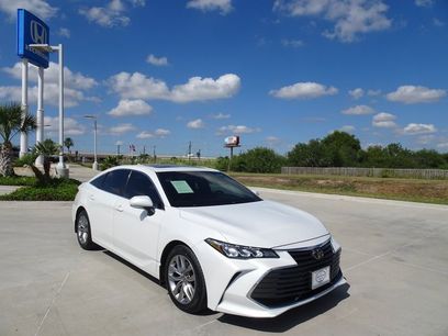 Used 2022 Toyota Avalon XLE