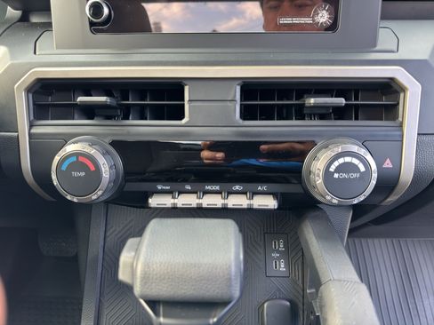 Used 2024 Toyota Tacoma SR w/ Towing Package RWD image 20