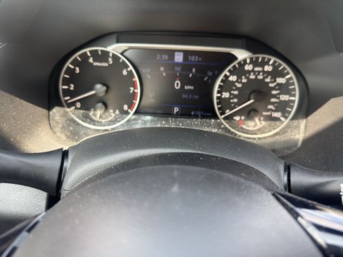 Used 2023 Nissan Altima 2.5 SL FWD image 13
