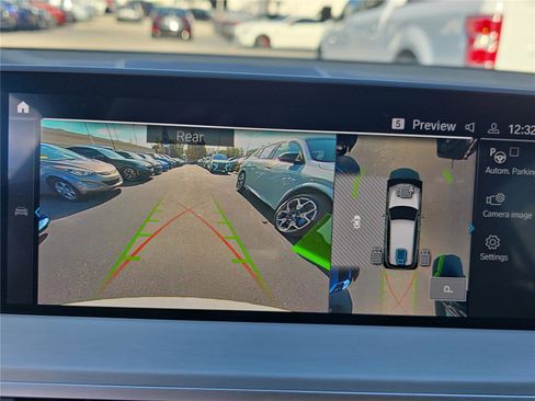 Used 2021 BMW X3 xDrive30e w/ Convenience Package image 19