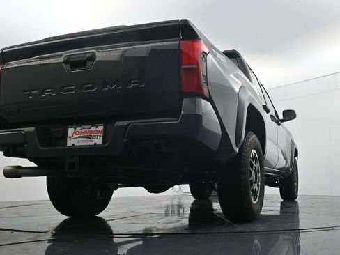 Used 2024 Toyota Tacoma TRD Off-Road AWD/4WD image 39