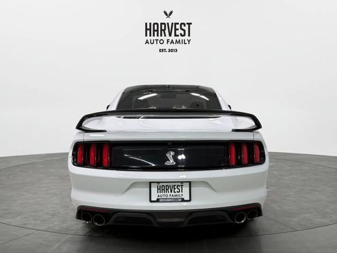 Used 2019 Ford Mustang Shelby GT350 w/ Technology Package RWD image 5