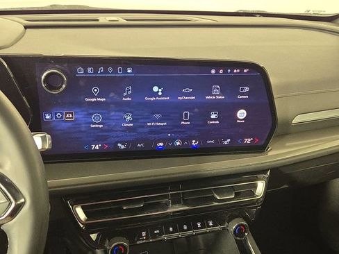 Used 2024 Chevrolet Traverse LT w/ Midnight/Sport Edition image 18