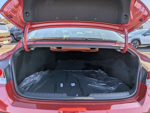 New 2026 Hyundai Elantra SE image 21