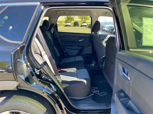 New 2026 Nissan Rogue SV image 24