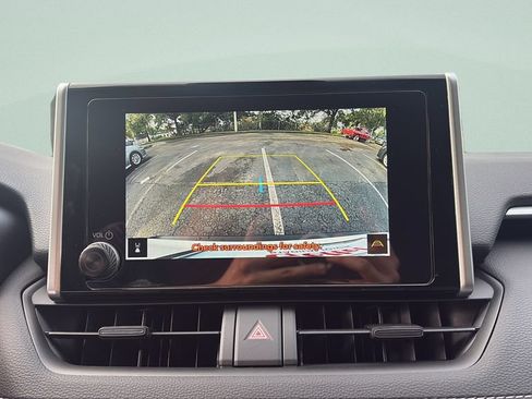 Used 2025 Toyota RAV4 LE FWD image 18