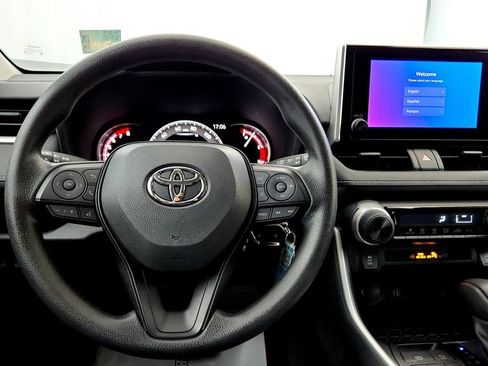 Used 2025 Toyota RAV4 LE AWD/4WD image 35