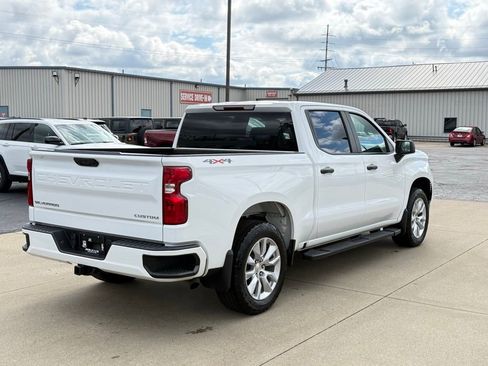 Used 2022 Chevrolet Silverado 1500 Custom AWD/4WD image 7