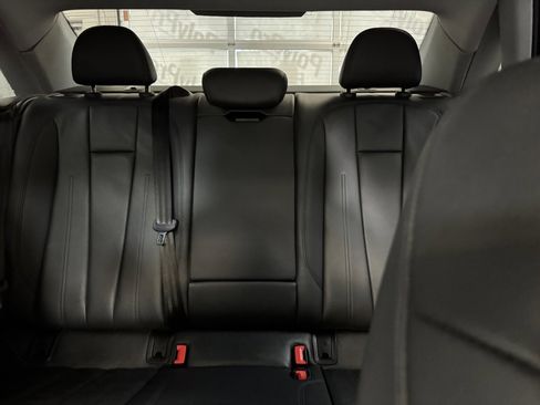 Used 2019 Audi A4 2.0T Premium w/ Convenience Package image 15