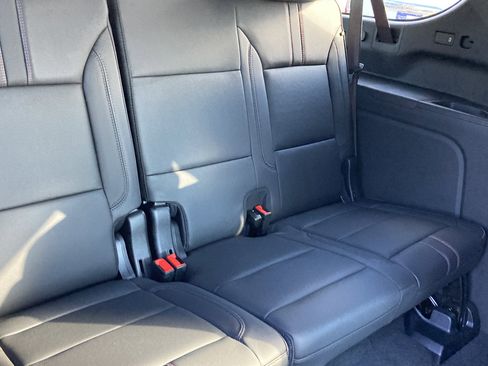 New 2025 Chevrolet Suburban RST w/ Advanced Technology Package image 20