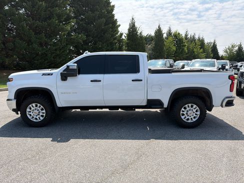 Used 2024 Chevrolet Silverado 2500 LTZ w/ LTZ Plus Package AWD/4WD image 5