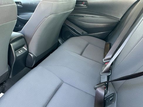 Used 2023 Toyota Corolla LE image 12