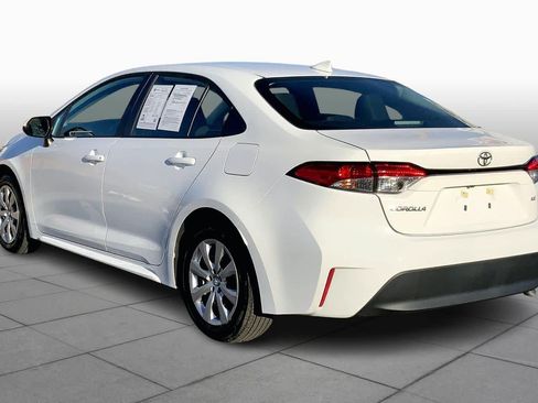 Used 2025 Toyota Corolla LE image 12