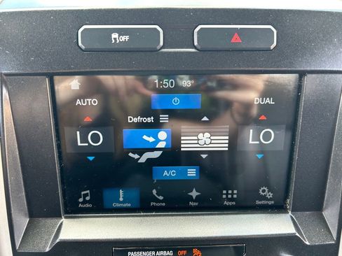 Used 2016 Ford F150 Lariat RWD image 35