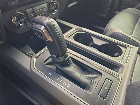Used 2018 Ford F150 Raptor w/ Equipment Group 802A Luxury AWD/4WD image 11