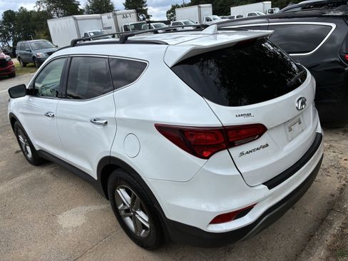 Used 2018 Hyundai Santa Fe Sport AWD/4WD image 6