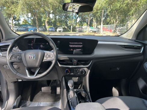 Used 2025 Buick Encore GX Preferred image 27